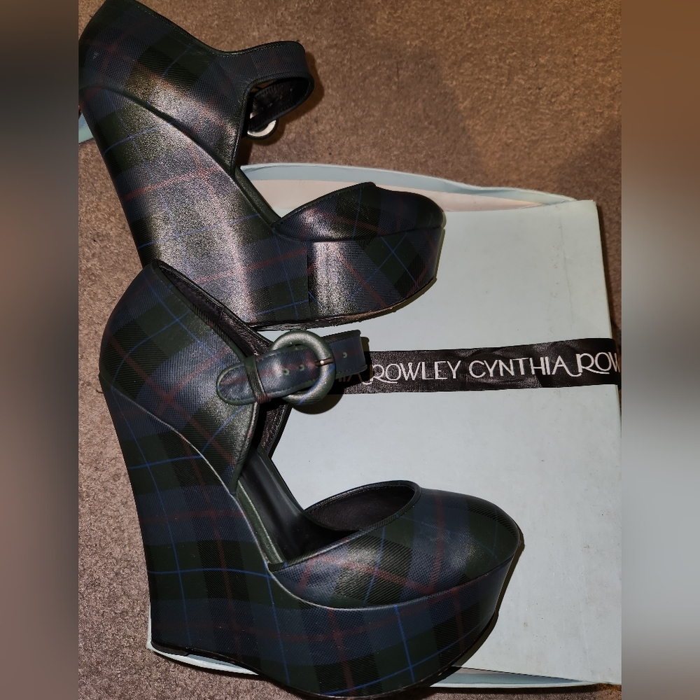Cynthia Rowley Plaid platforms pump